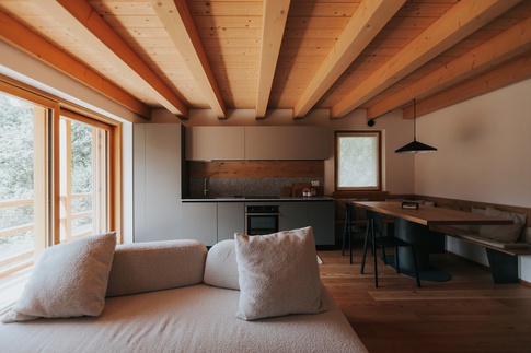 Open Space in stile moderno di 60 di design by very