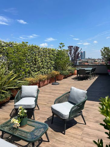 Terrazza in stile moderno di 75 di Bossi Vigorito Building Interior