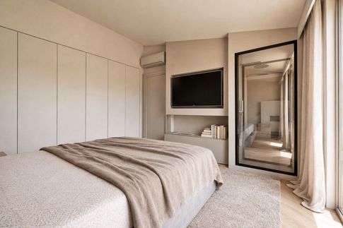 Camera da Letto in stile glamour di 15 di JFD Juri Favilli Design Camera da Letto in stile glamour di 15 di JFD Juri Favilli Design