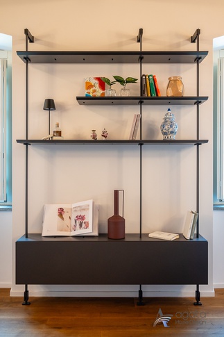 Soggiorno in stile contemporaneo di 24 di Agata Home Design