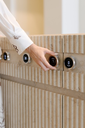 Cucina in stile contemporaneo di 110 di Abitacolo Interni