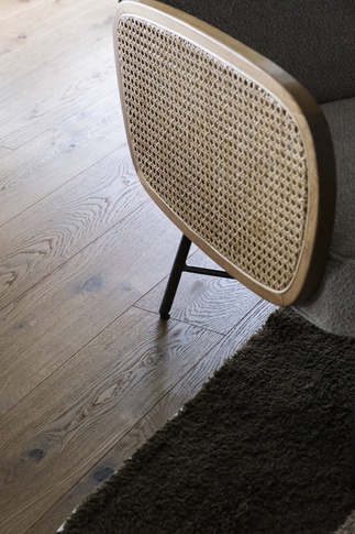 Soggiorno in stile contemporaneo di 32 di Valentina Varricchio Architetto Soggiorno in stile contemporaneo di 32 di Valentina Varricchio Architetto