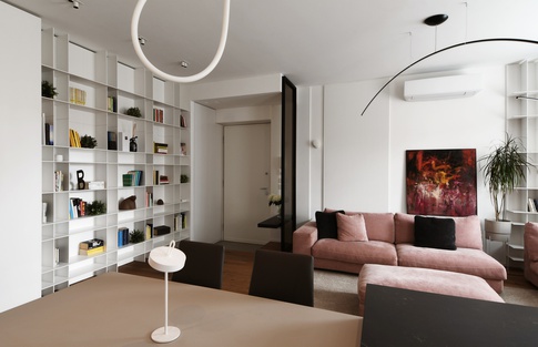 Open Space in stile contemporaneo di 39 di kkarchitecture