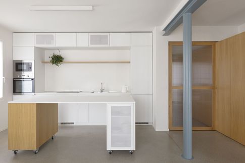 Cucina in stile contemporaneo di 26 di vianello gasparin progetti