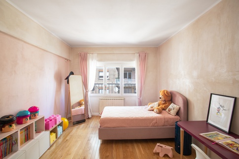 Camera da Letto in stile contemporaneo di 40 di PERIMETRI studio