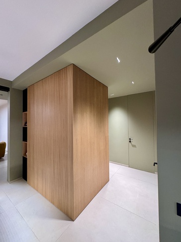 Cucina in stile contemporaneo di 34 di Giuseppe Palermo architetto (Soqquadro architetti) Cucina in stile contemporaneo di 34 di Giuseppe Palermo architetto (Soqquadro architetti)