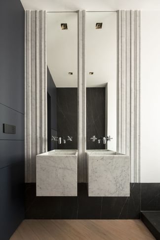 Bagno in stile contemporaneo di 6 di Paola Sola Architetto