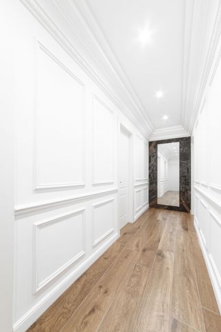 Corridoio in stile classico di 10 di Salvatore Sito Interior Designer