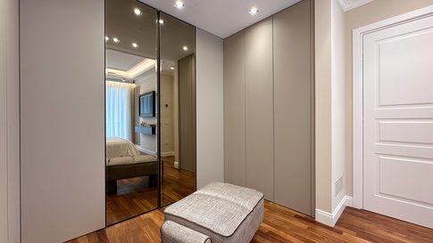 Camera da Letto in stile contemporaneo di 20 di Studio Gaetano Riccardelli