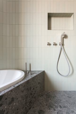 Bagno in stile contemporaneo di 5 di TGA_Studio Bagno in stile contemporaneo di 5 di TGA_Studio