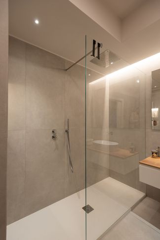 Bagno di Servizio in stile contemporaneo di 6 di Frame Farm - Architecture & Design Bagno di Servizio in stile contemporaneo di 6 di Frame Farm - Architecture & Design