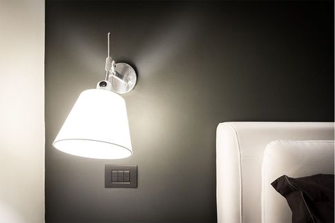 Camera da Letto in stile contemporaneo di 17 di DOME studio