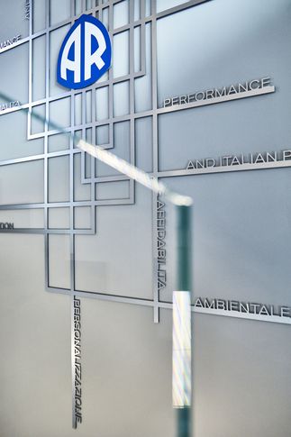 Open Space in stile industriale di 3800 di Lorenzo Franzi | Fotografia