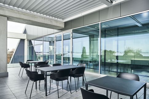 Open Space in stile industriale di 3800 di Lorenzo Franzi | Fotografia