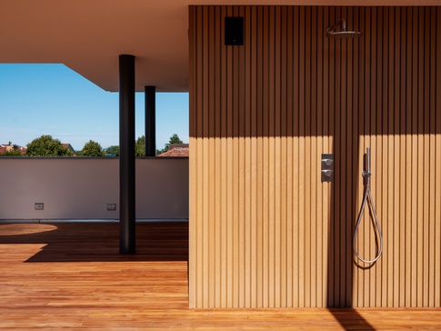 Terrazza in stile moderno di 70 di Studio di Architettura Barbara Vucusa Architetto Terrazza in stile moderno di 70 di Studio di Architettura Barbara Vucusa Architetto