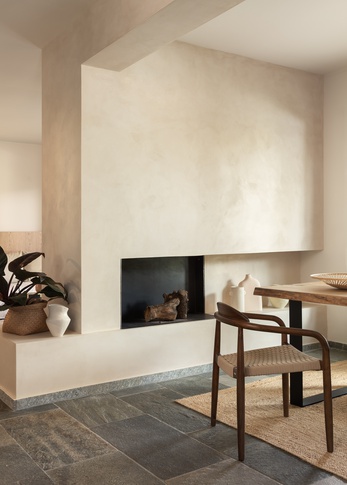 Soggiorno in stile glamour di 50 di NOMADE ARCHITETTURA