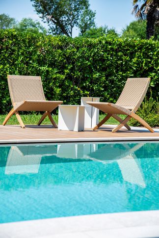 Piscina in stile minimal di 15 di Cariolato Arredamenti Piscina in stile minimal di 15 di Cariolato Arredamenti