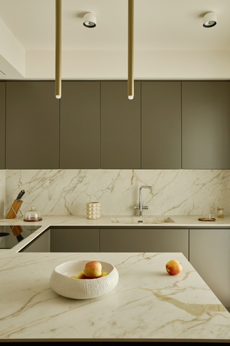 Cucina in stile contemporaneo di 15 di EasyRelooking srls Cucina in stile contemporaneo di 15 di EasyRelooking srls