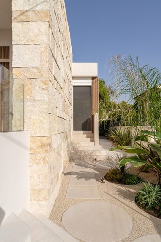 Giardino in stile mediterraneo di 126 di Francesco Cardano Interior Designer Giardino in stile mediterraneo di 126 di Francesco Cardano Interior Designer