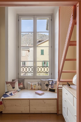 Cameretta Bambini in stile contemporaneo di 13 di Chantal Forzatti architetto