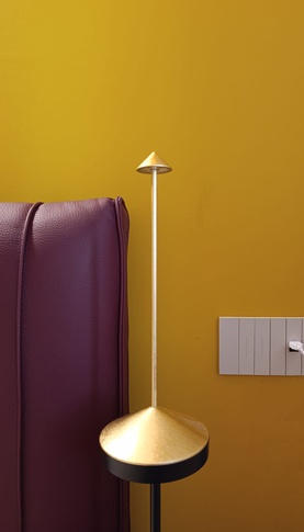 Camera da Letto in stile maximalista di 18 di Rachele Biancalani Studio