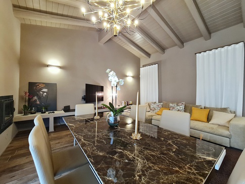 Open Space in stile moderno di 48 di Distretto Lab