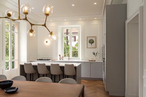Cucina in stile moderno di 25 di NOMADE ARCHITETTURA
