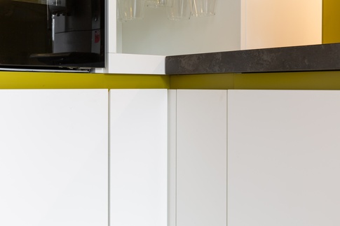 Cucina in stile contemporaneo di 30 di Architetto Eros Di Prima Cucina in stile contemporaneo di 30 di Architetto Eros Di Prima