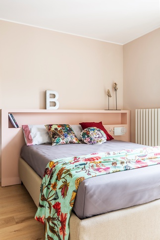 Camera da Letto in stile contemporaneo di 20 di Rachele Biancalani Studio