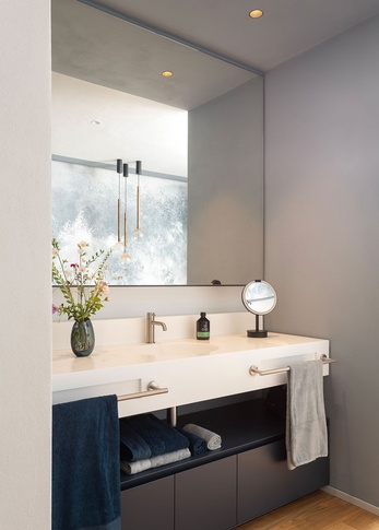Bagno in stile moderno di 14 di Annalisa Carli Architetto