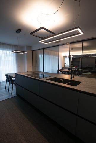 Open Space in stile moderno di 80 di BF interni
