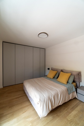 Camera da Letto in stile contemporaneo di 14 di LIT-ARCHITECTS Camera da Letto in stile contemporaneo di 14 di LIT-ARCHITECTS