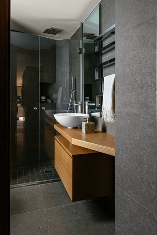 Bagno in stile contemporaneo di 6 di MANUARINO architettura design comunicazione