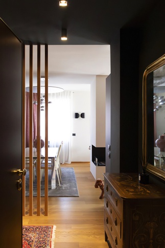 Ingresso in stile contemporaneo di 12 di Studio MAC