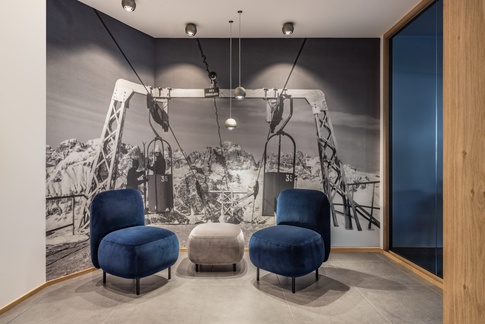 Open Space in stile moderno di 200 di Arredamenti Andalo