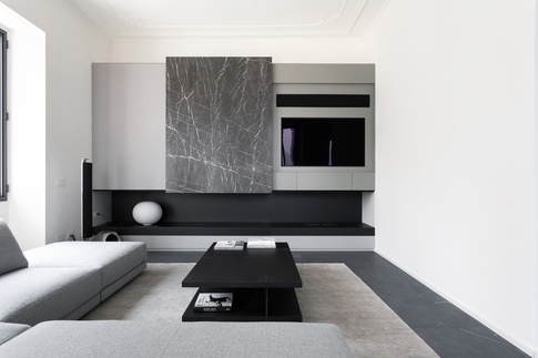 Soggiorno in stile moderno di 25 di NOMADE ARCHITETTURA