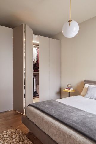 Camera da Letto in stile contemporaneo di 18 di Spazio Progetto