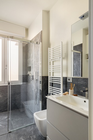 Bagno in stile contemporaneo di 6 di tapas studio Bagno in stile contemporaneo di 6 di tapas studio