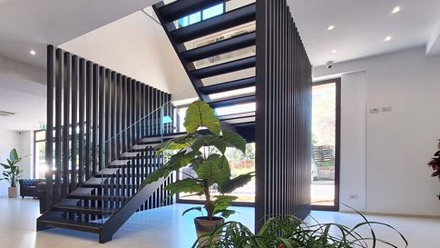 Open Space in stile contemporaneo di 100 di ValentinaZoccoArchitetto