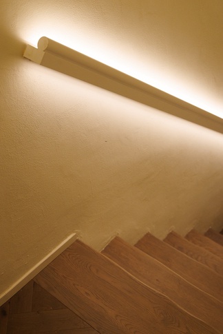 Scale in stile rustico di 2 di Studio di Interior Design di Yuliya Danilchenko