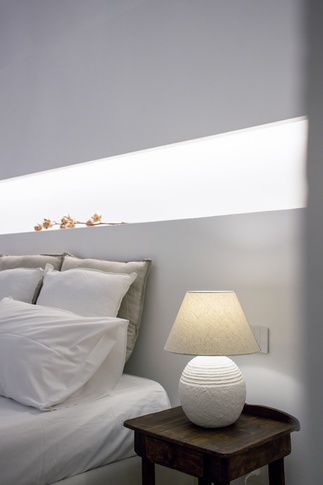 Camera da Letto in stile mediterraneo di 24 di Ilaria Errigo Interior Design