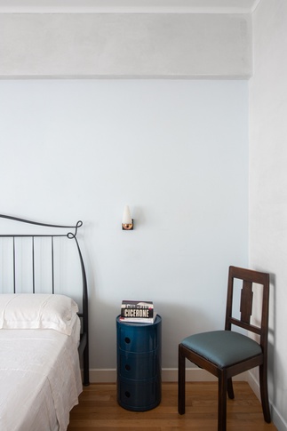 Camera da Letto in stile contemporaneo di 40 di PERIMETRI studio