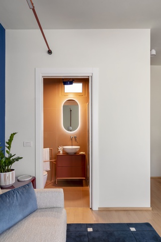 Bagno di Servizio in stile contemporaneo di 3 di Paper Plane design