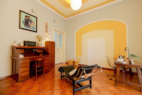 Studio in stile classico di 14 di Valentina Solera Architetto