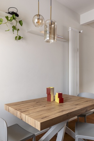 Cucina in stile contemporaneo di 12 di tapas studio