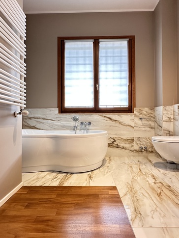Bagno in stile contemporaneo di 8 di As architettura
