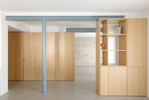 Open Space in stile contemporaneo di 48 di vianello gasparin progetti