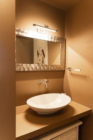 Bagno in stile eclettico di 4 di Davide Gratteri Architetto Bagno in stile eclettico di 4 di Davide Gratteri Architetto