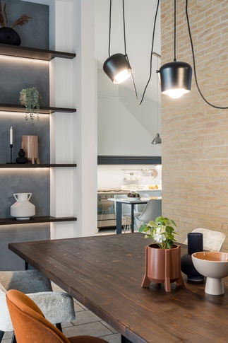 Soggiorno in stile contemporaneo di 57 di Micro Interior Design