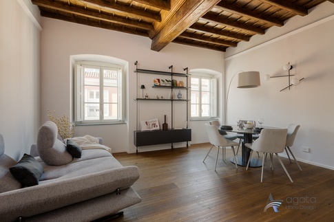Soggiorno in stile contemporaneo di 24 di Agata Home Design